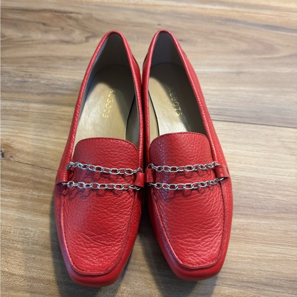 Talbots Vibrant Red Leather Loafers with Chain Detail - Picture 2 of 11